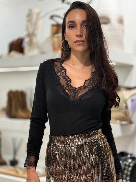 CAMISETA ENCAJE BLACK