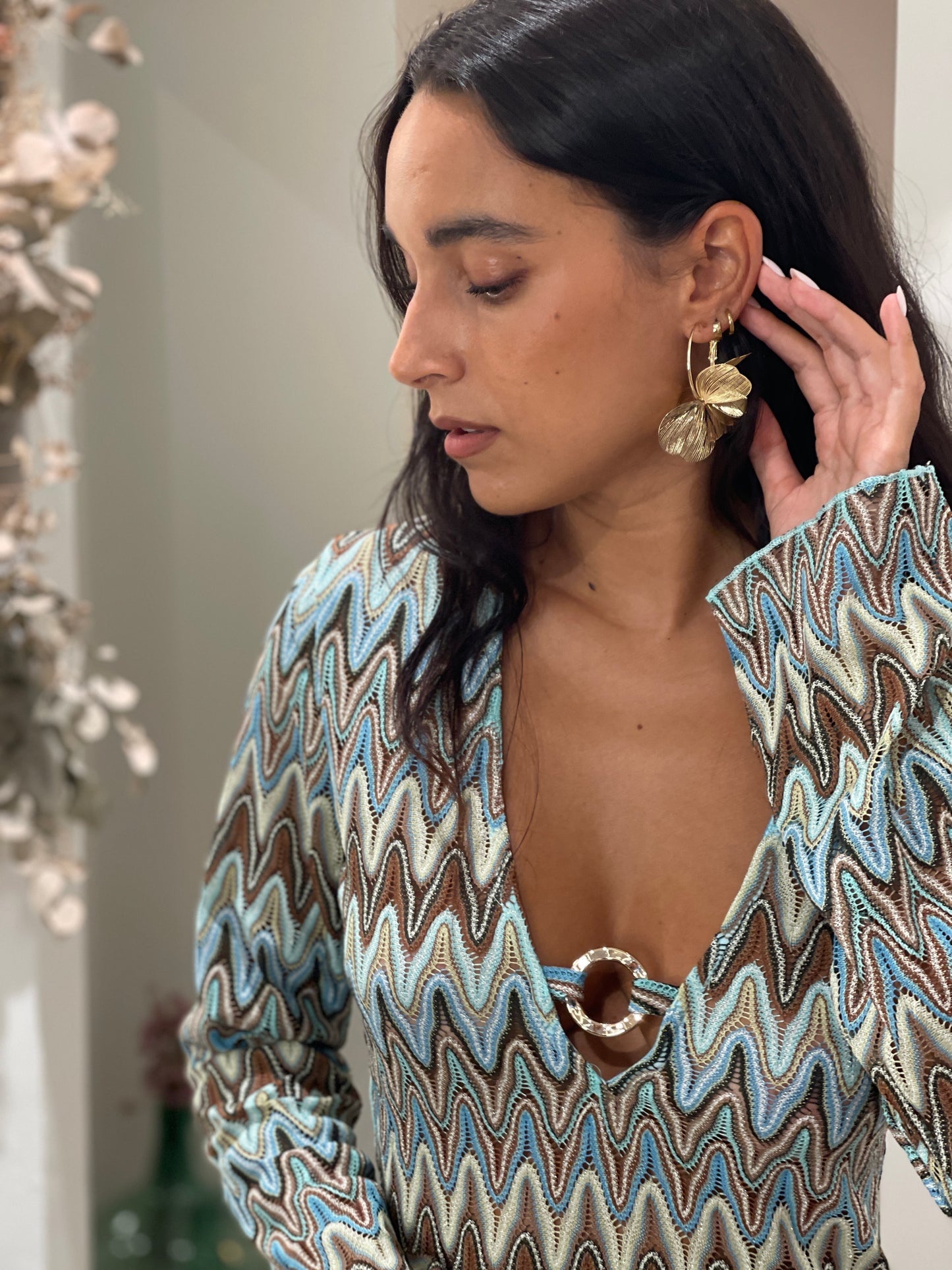PENDIENTES FLOR DORADA