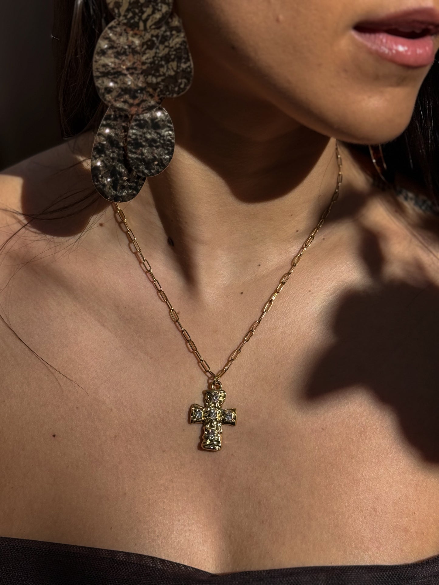 COLLAR CRUZ