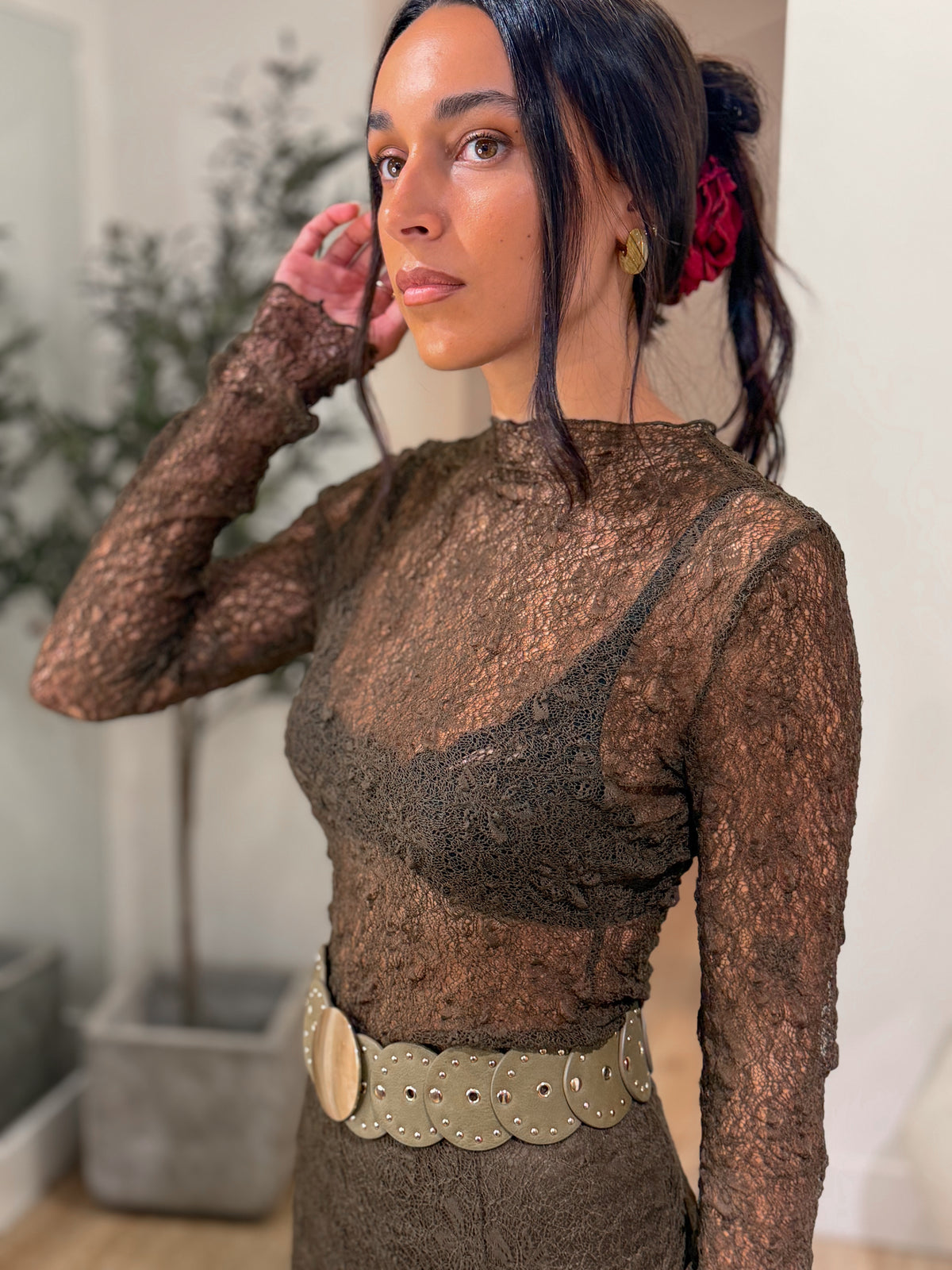 TOP ENCAJE BROWN