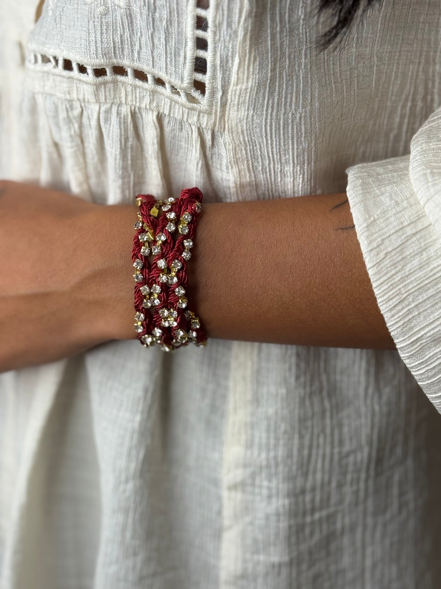 COLLAR/PULSERA BURDEOS
