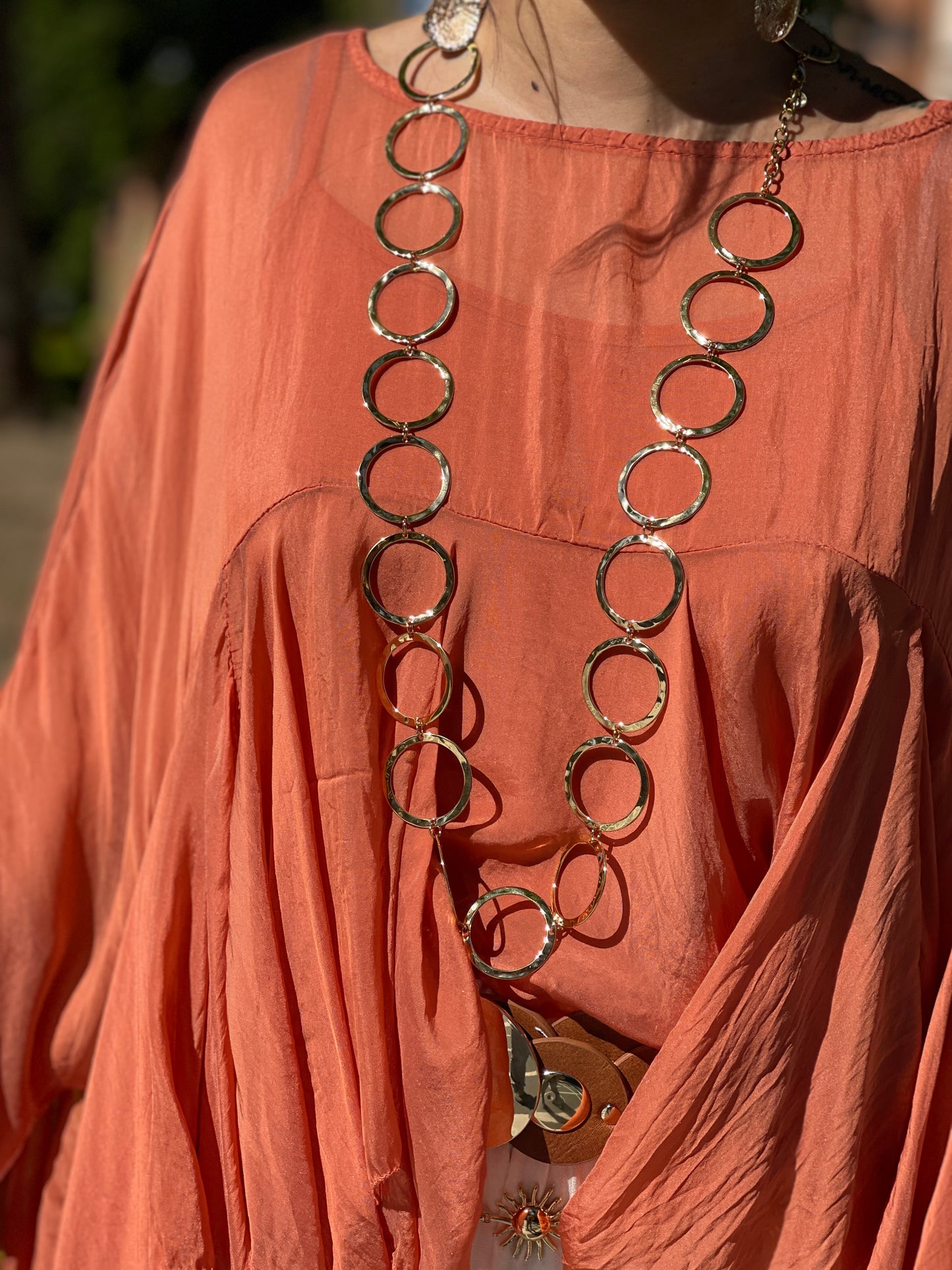 COLLAR CIRCULOS DORADOS