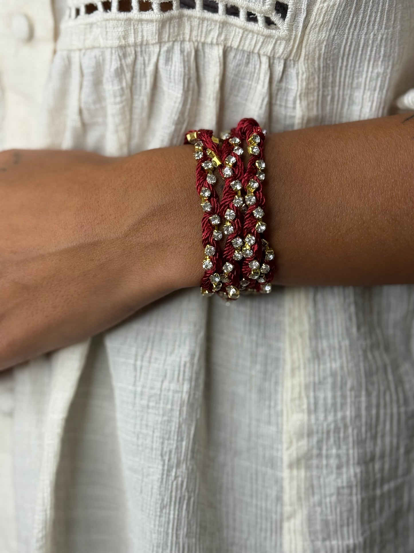 COLLAR/PULSERA BURDEOS