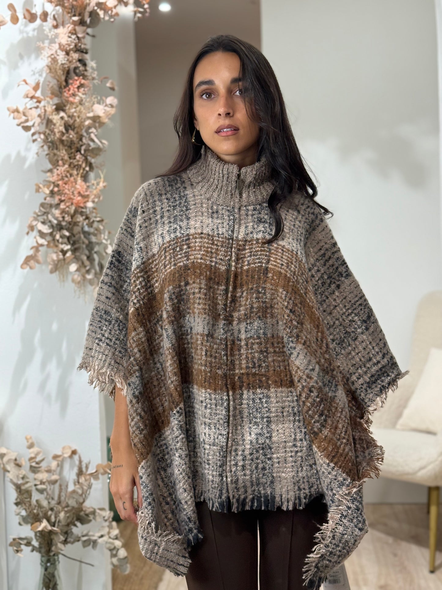 PONCHO POBA CHOCOLATE