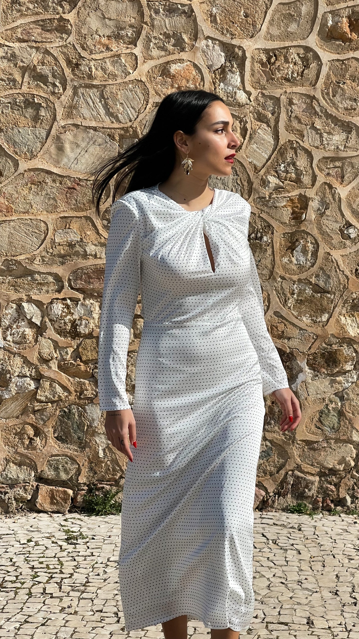 VESTIDO MEGAN LUNARES