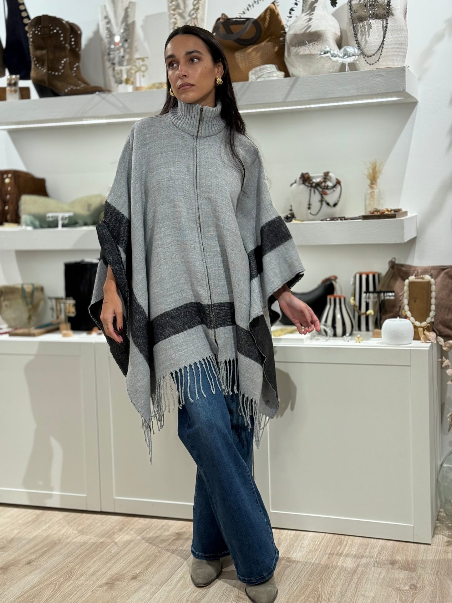 PONCHO POLI GREY