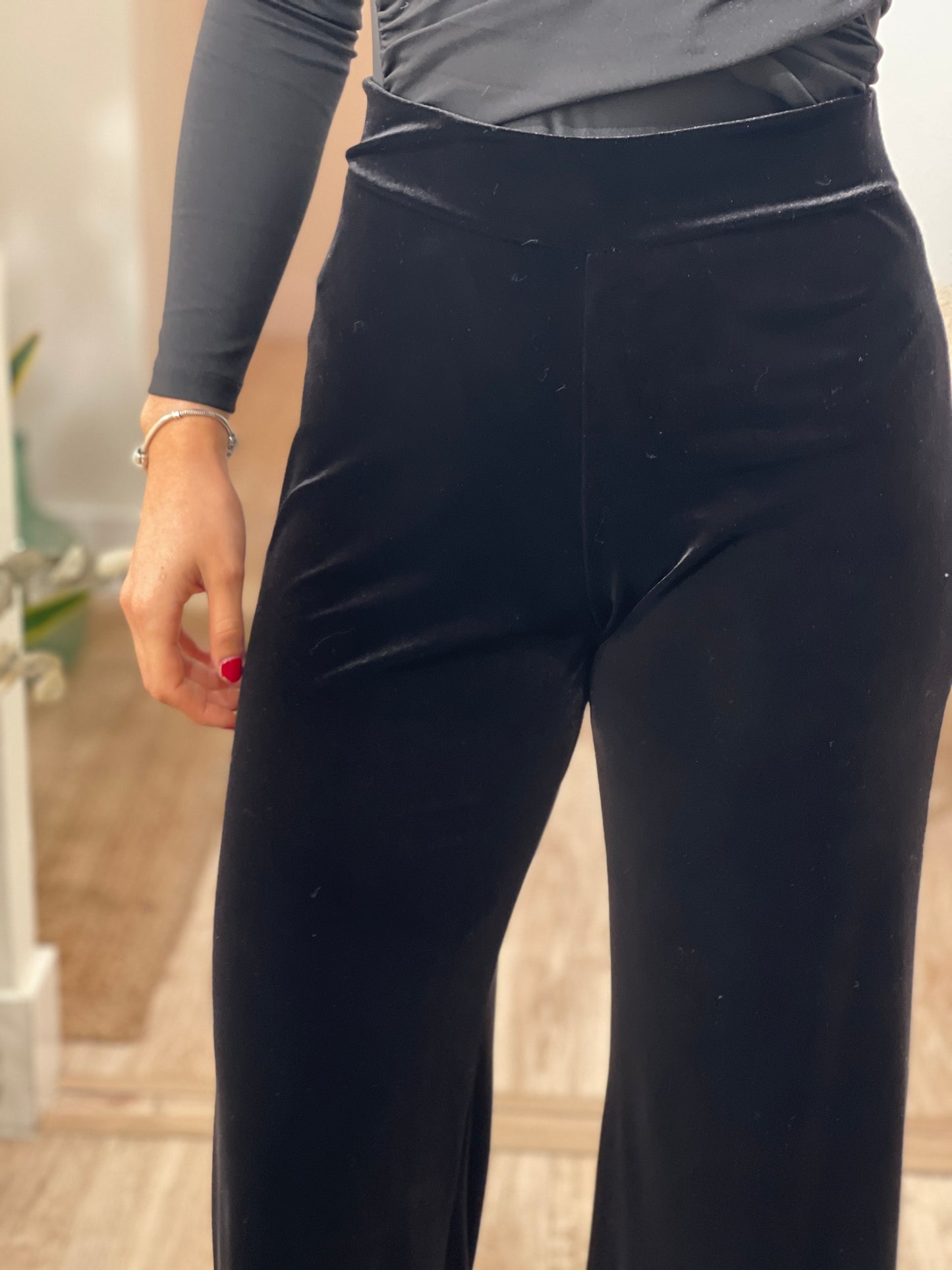 PANTALON TERCIOPELO BLACK