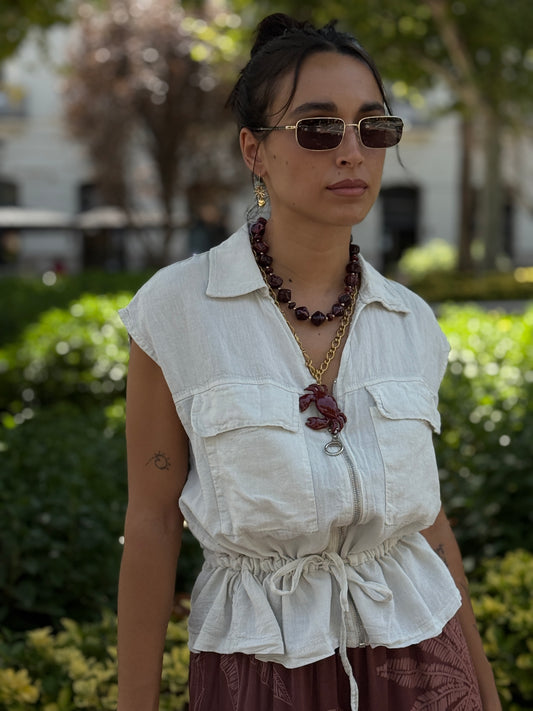 CHALECO FRUNCE BEIGE