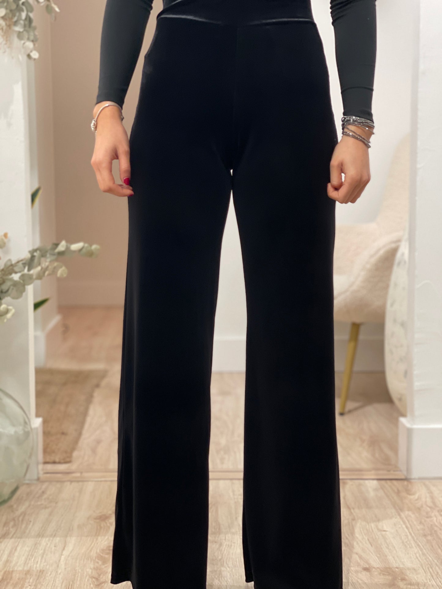 PANTALON TERCIOPELO BLACK