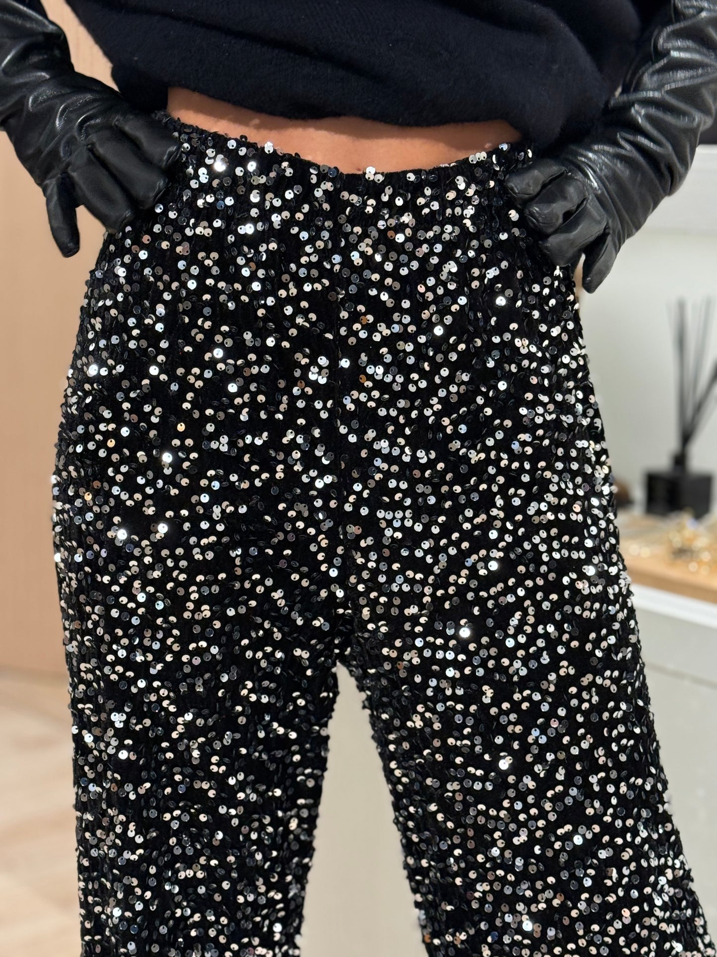 PANTALON TERCIOPELO LENTEJUELAS
