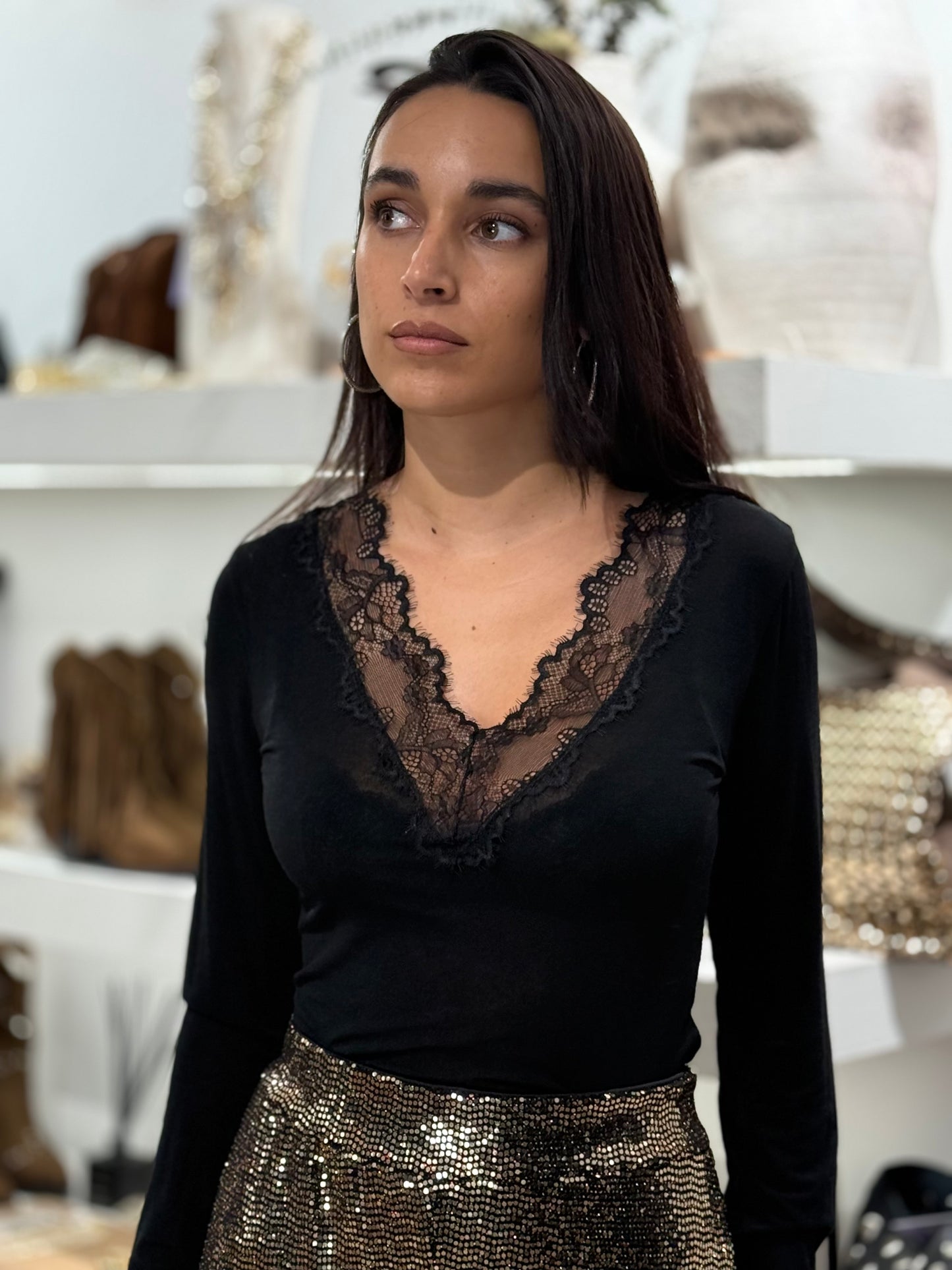 CAMISETA ENCAJE BLACK