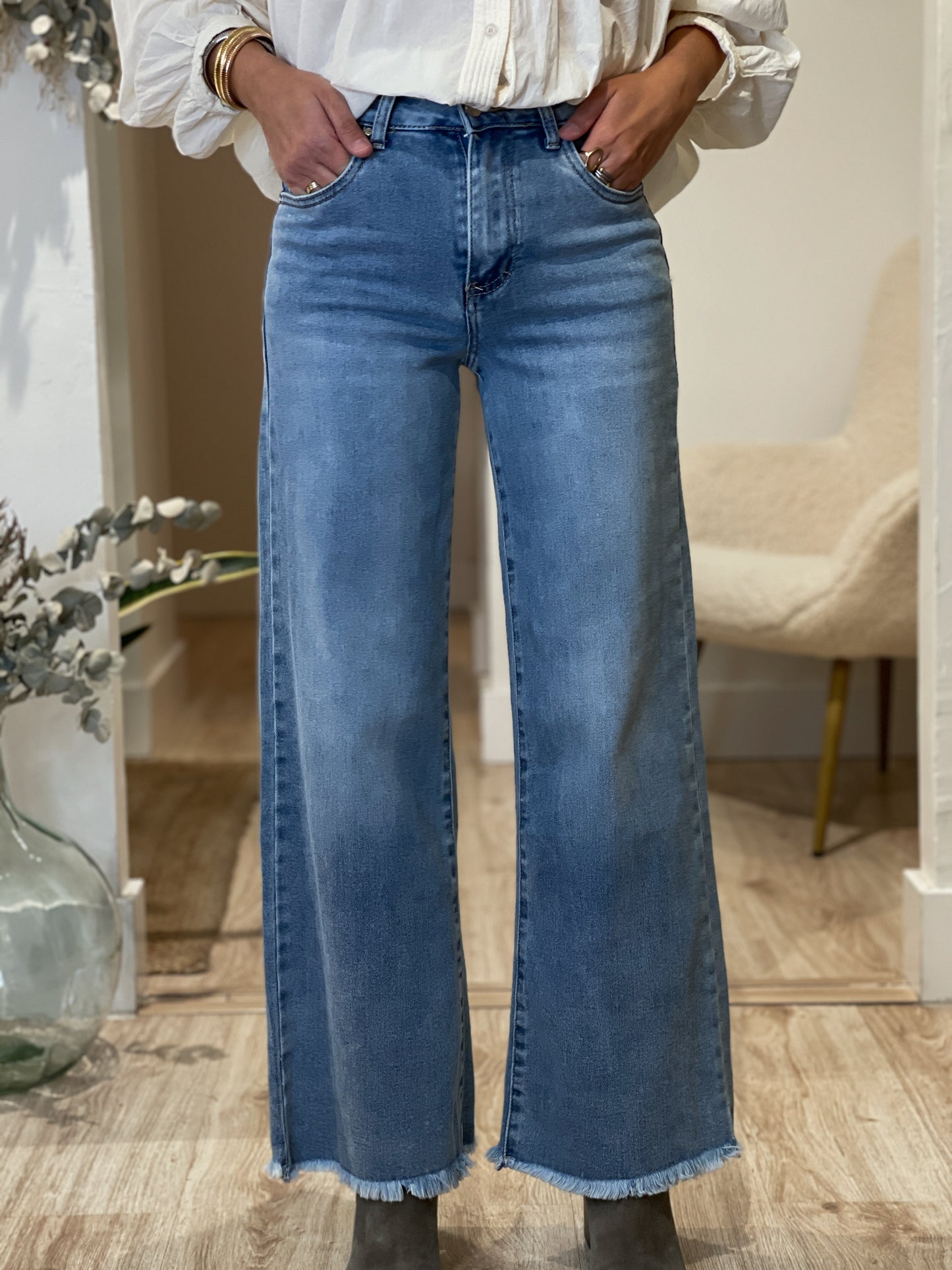 WIDE LEG DENIM