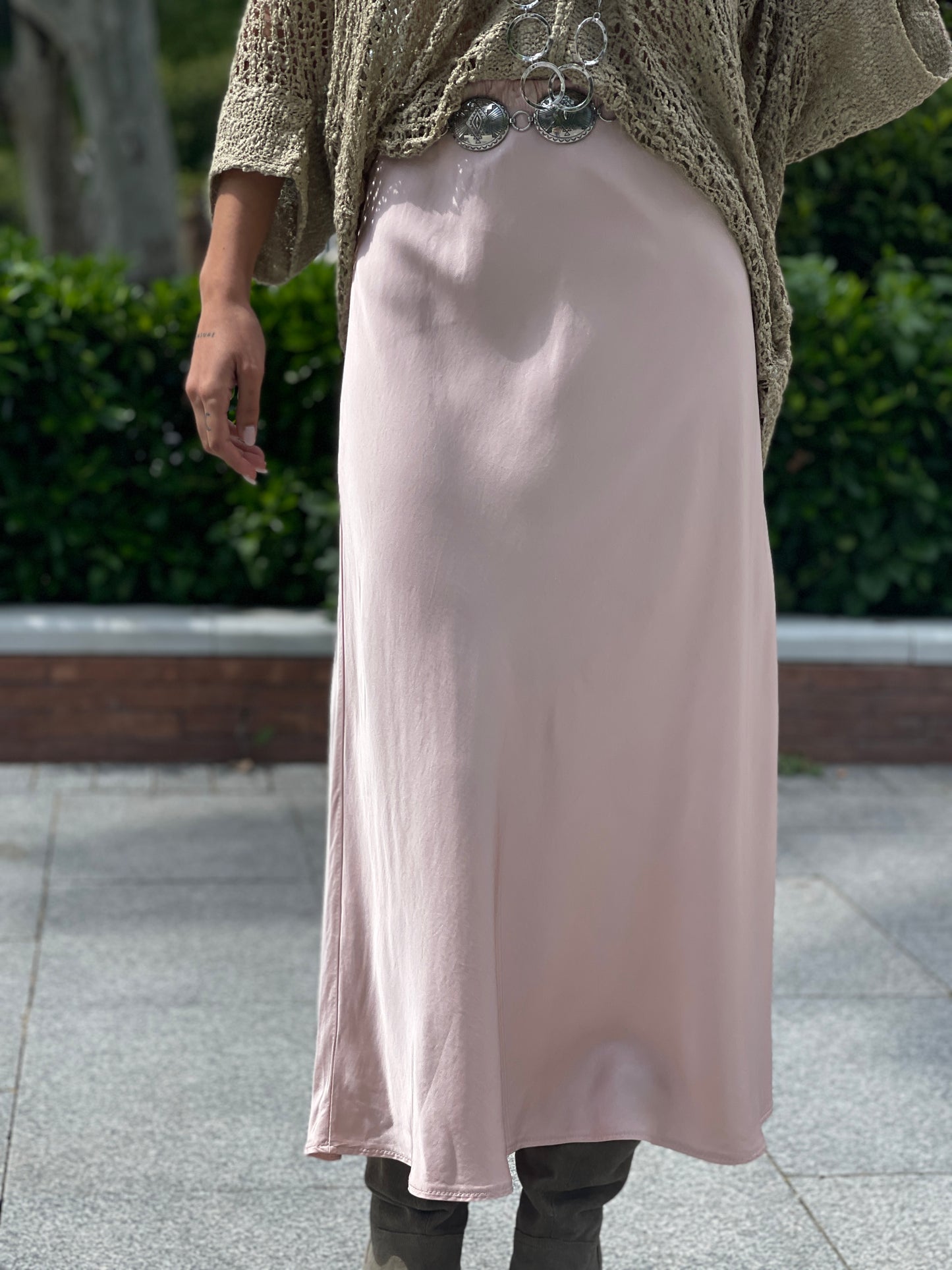 FALDA SATINADA ROSA