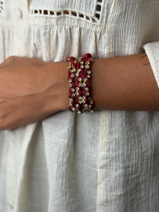 COLLAR/PULSERA BURDEOS