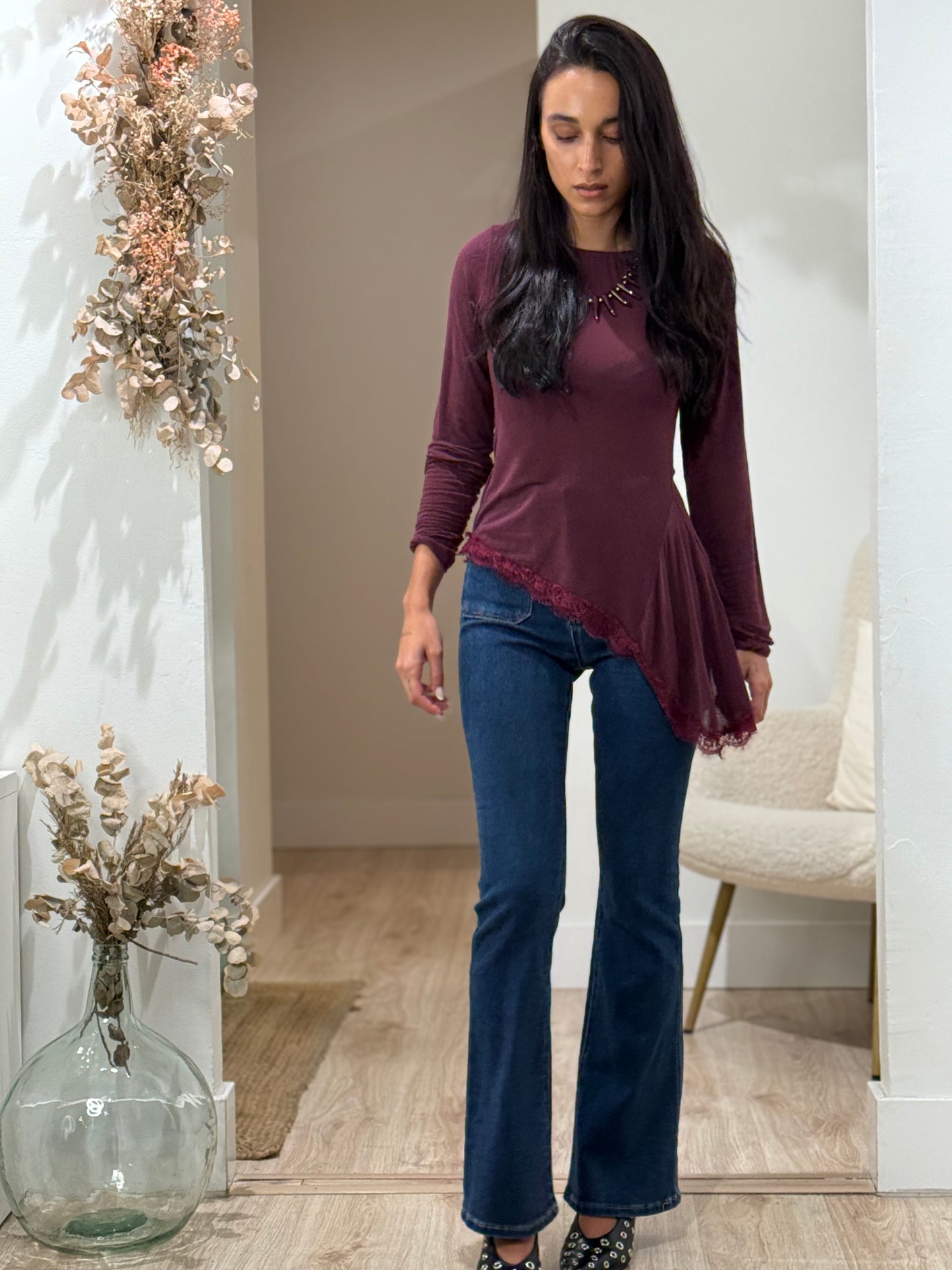 CAMISETA ENCAJE BURDEOS