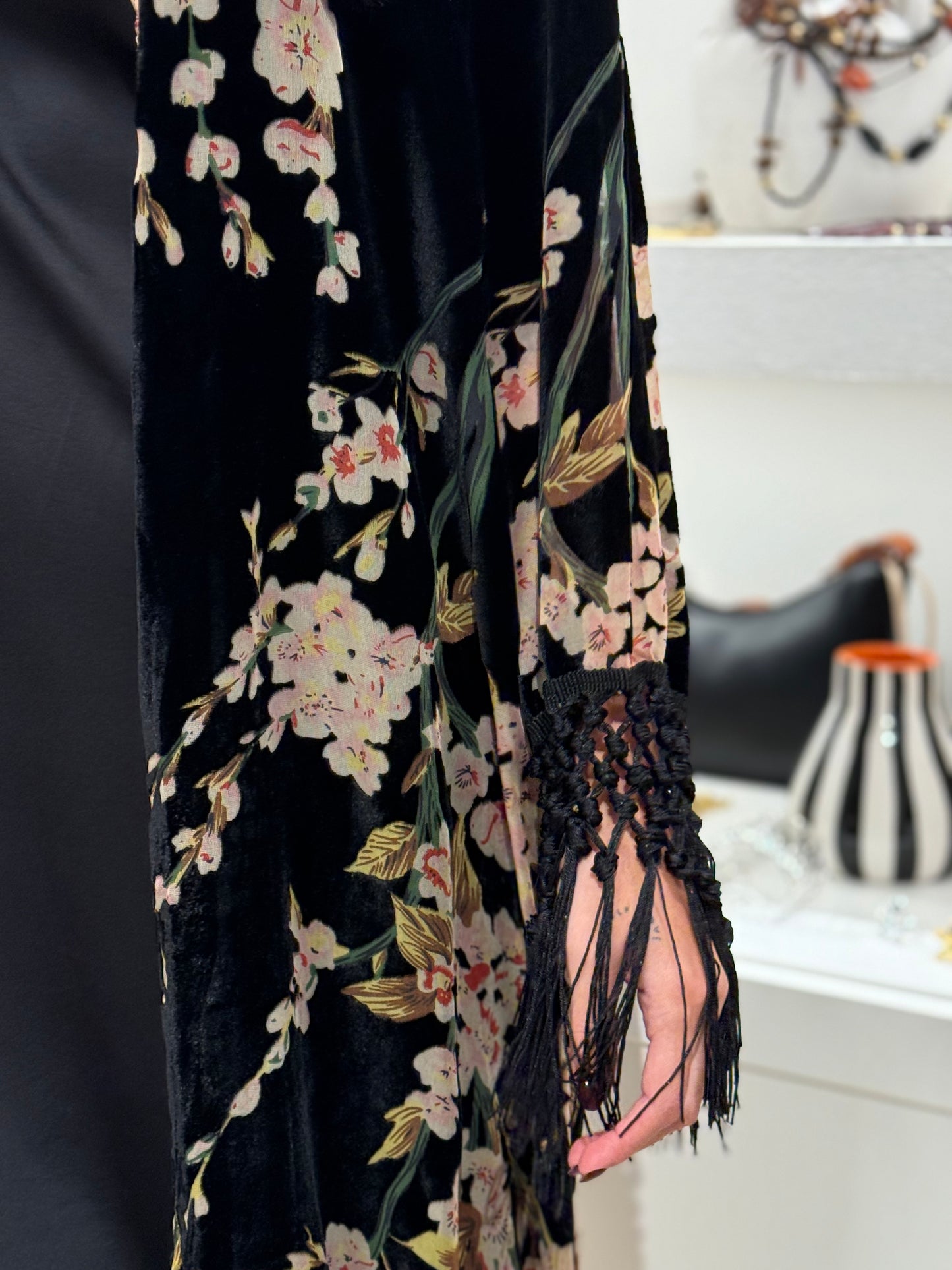 KIMONO FLORES BLACK