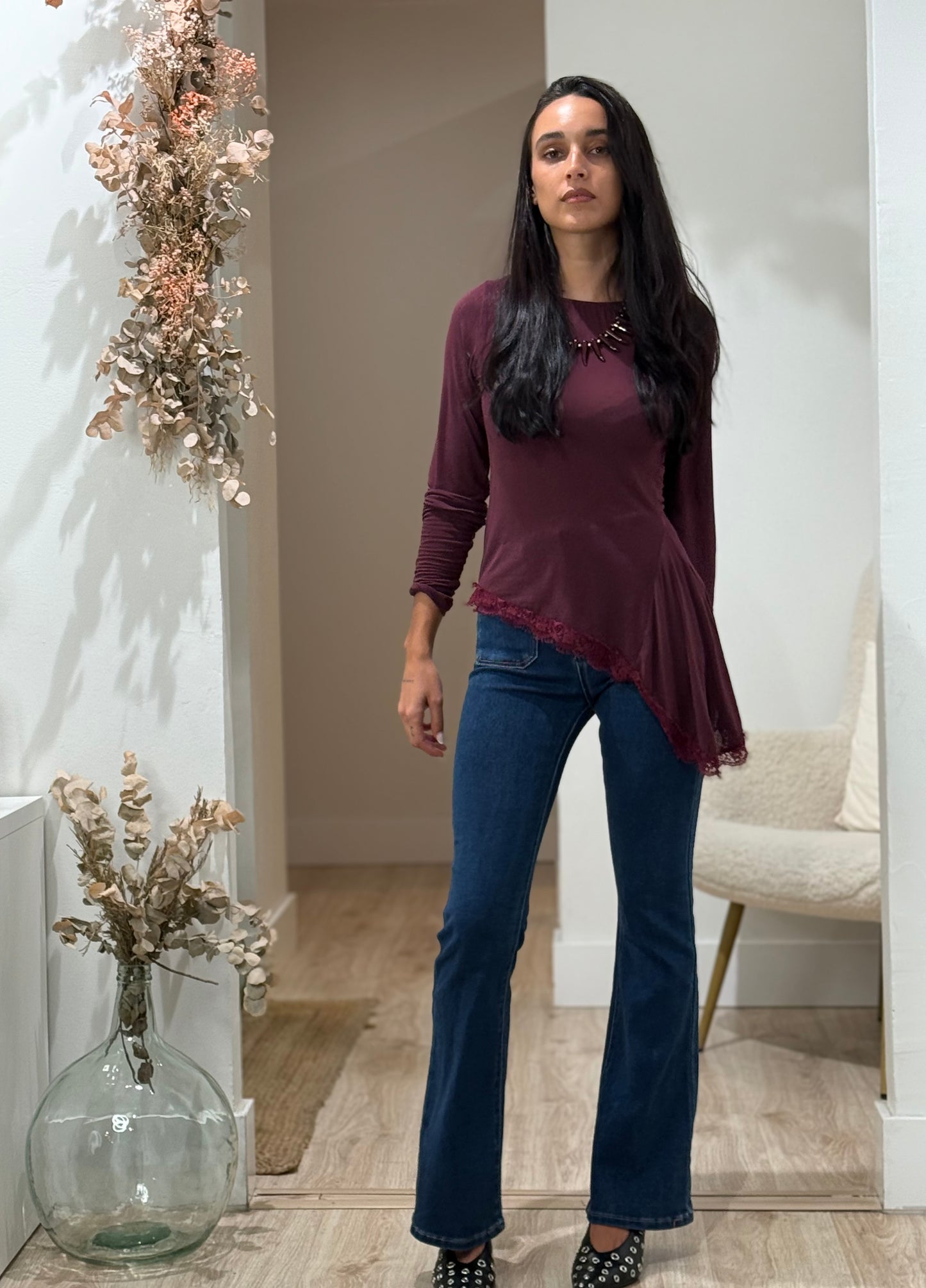 CAMISETA ENCAJE BURDEOS