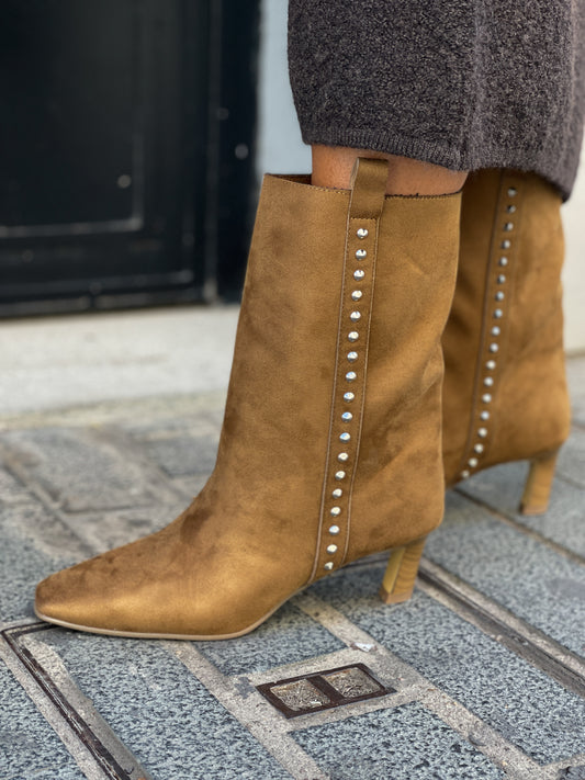 BOTIN CAMEL TACHAS